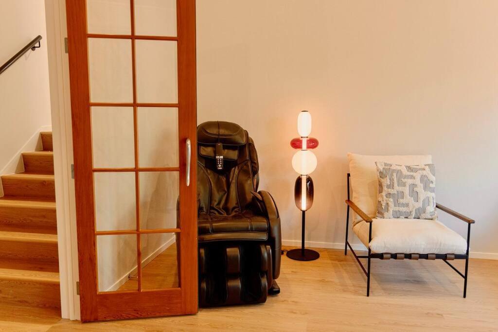 Modern Lifestyle Retreat With Stunning City View أوكلاند المظهر الخارجي الصورة