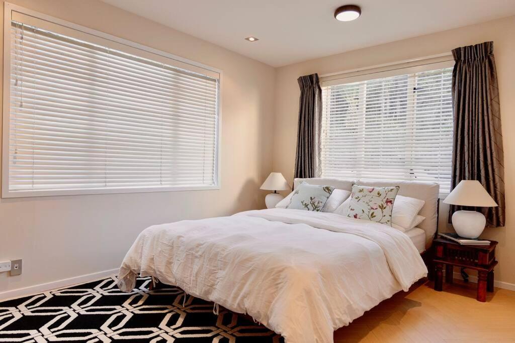Modern Lifestyle Retreat With Stunning City View أوكلاند المظهر الخارجي الصورة