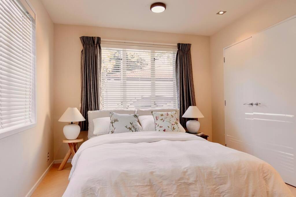 Modern Lifestyle Retreat With Stunning City View أوكلاند المظهر الخارجي الصورة